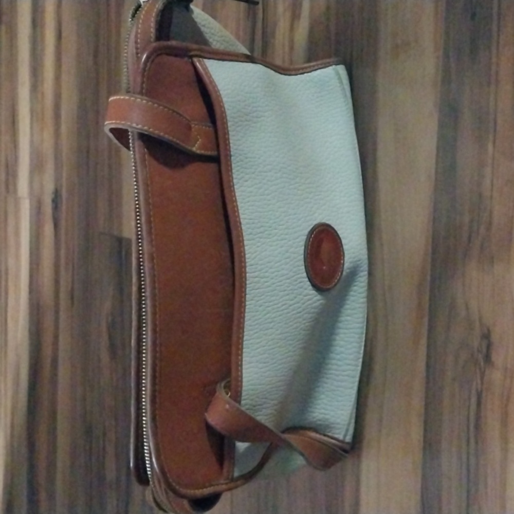 Dooney & Bourke Bag